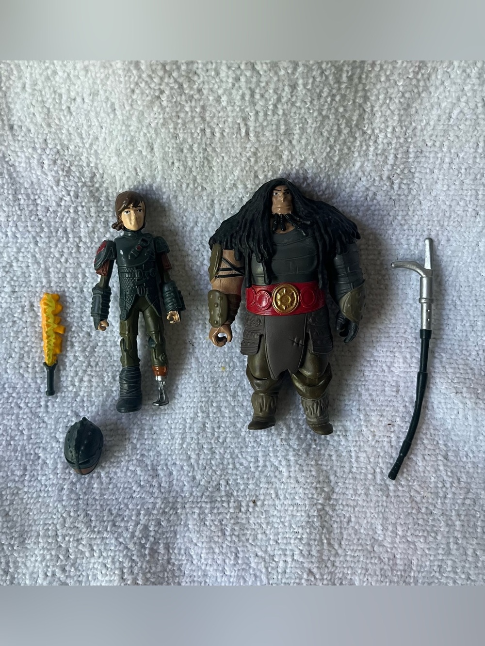 HOW TO TRAIN YOUR DRAGON2 HICCUP DRAGO VIKING WARRIORS ACTION FIGURES 2PK Flame